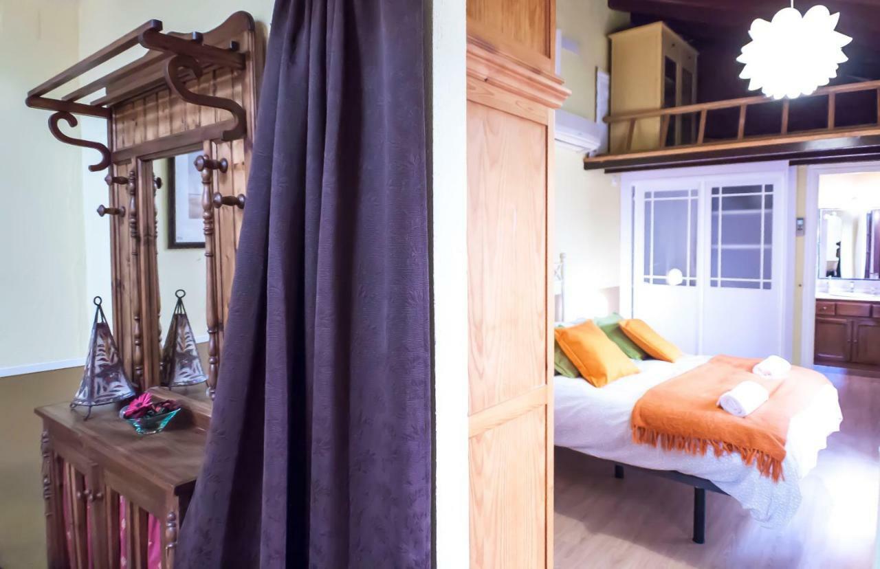 Corral De La O Triana Apartment By Valcambre Sevilla Eksteriør billede
